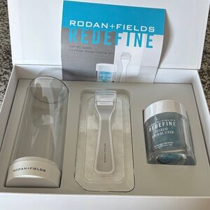 Rodan + Fields REDEFINE Skincare Set - White and Silver